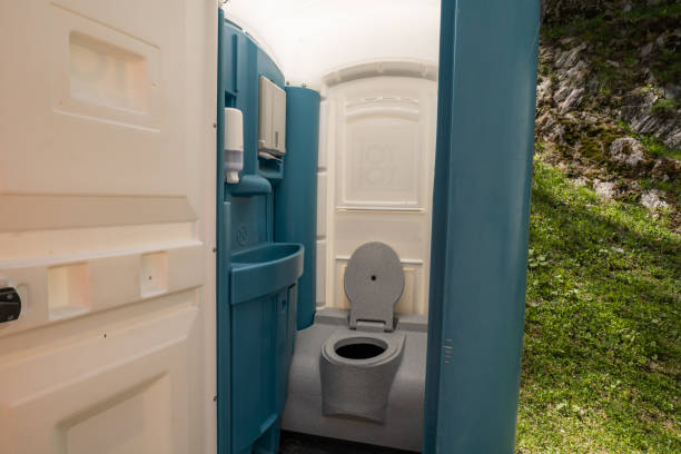 Best Luxury portable toilet rental  in Mckenzie, TN